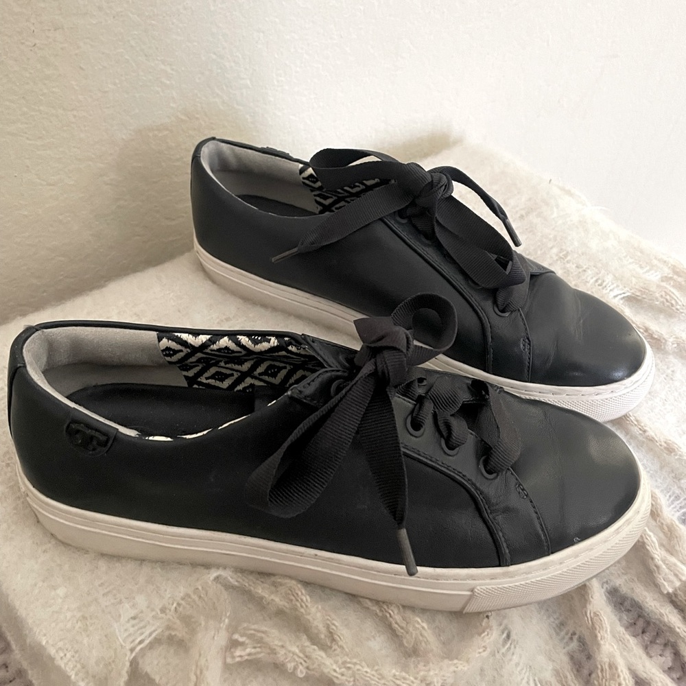 Tory Burch shoes size 8